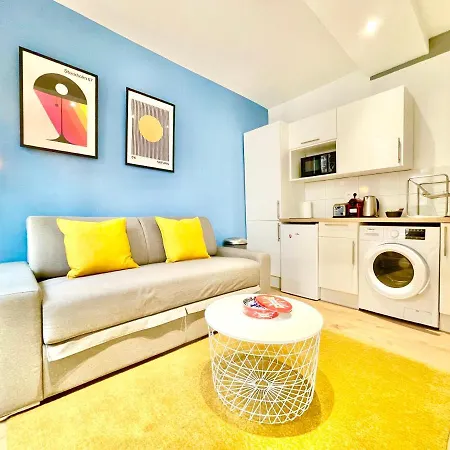 - - Centre Historique - Tout Confort - Internet Fibre Apartment *
