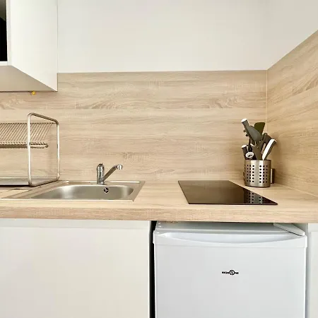 - - Centre Historique - Tout Confort - Internet Fibre Appartamento