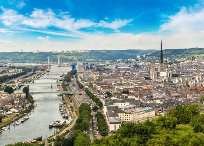 Apartment - - Centre Historique - Tout Confort - Internet Fibre *